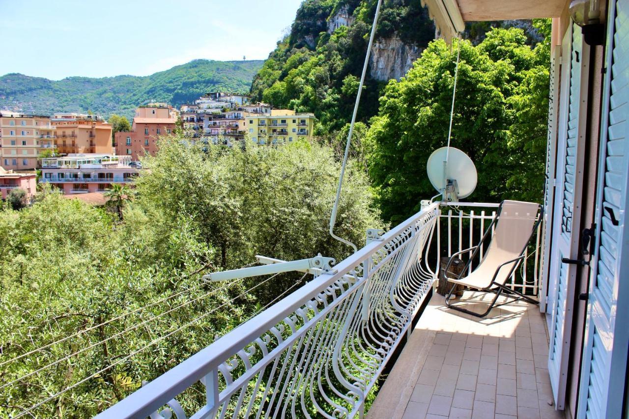 Casa Athena Bed & Breakfast Соренто Екстериор снимка